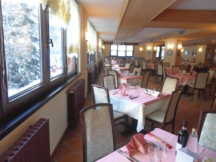Hotel Santa Caterina Santa Caterina Valfurva Eksteriør billede