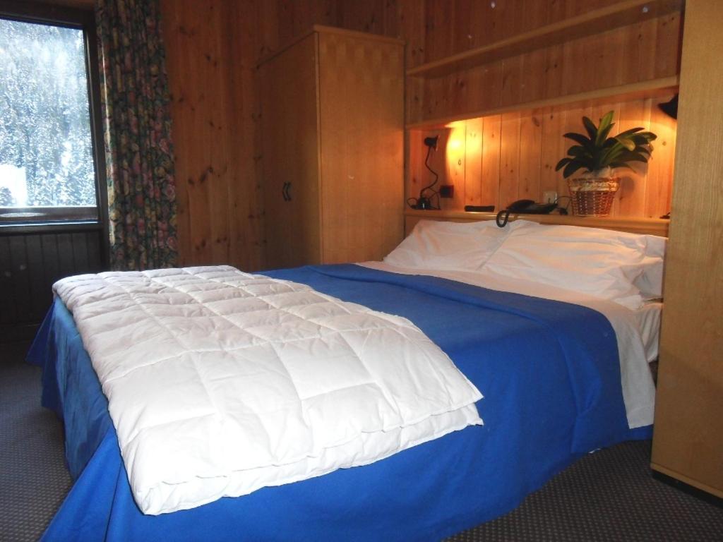 Hotel Santa Caterina Santa Caterina Valfurva Værelse billede