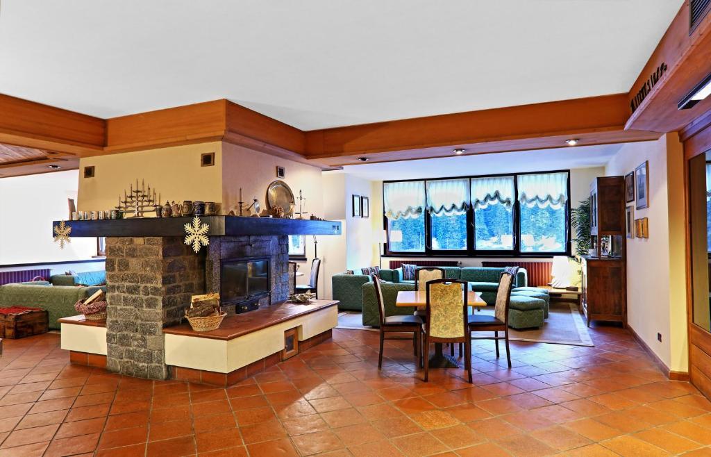 Hotel Santa Caterina Santa Caterina Valfurva Eksteriør billede