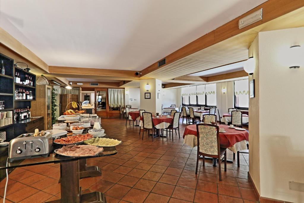 Hotel Santa Caterina Santa Caterina Valfurva Eksteriør billede