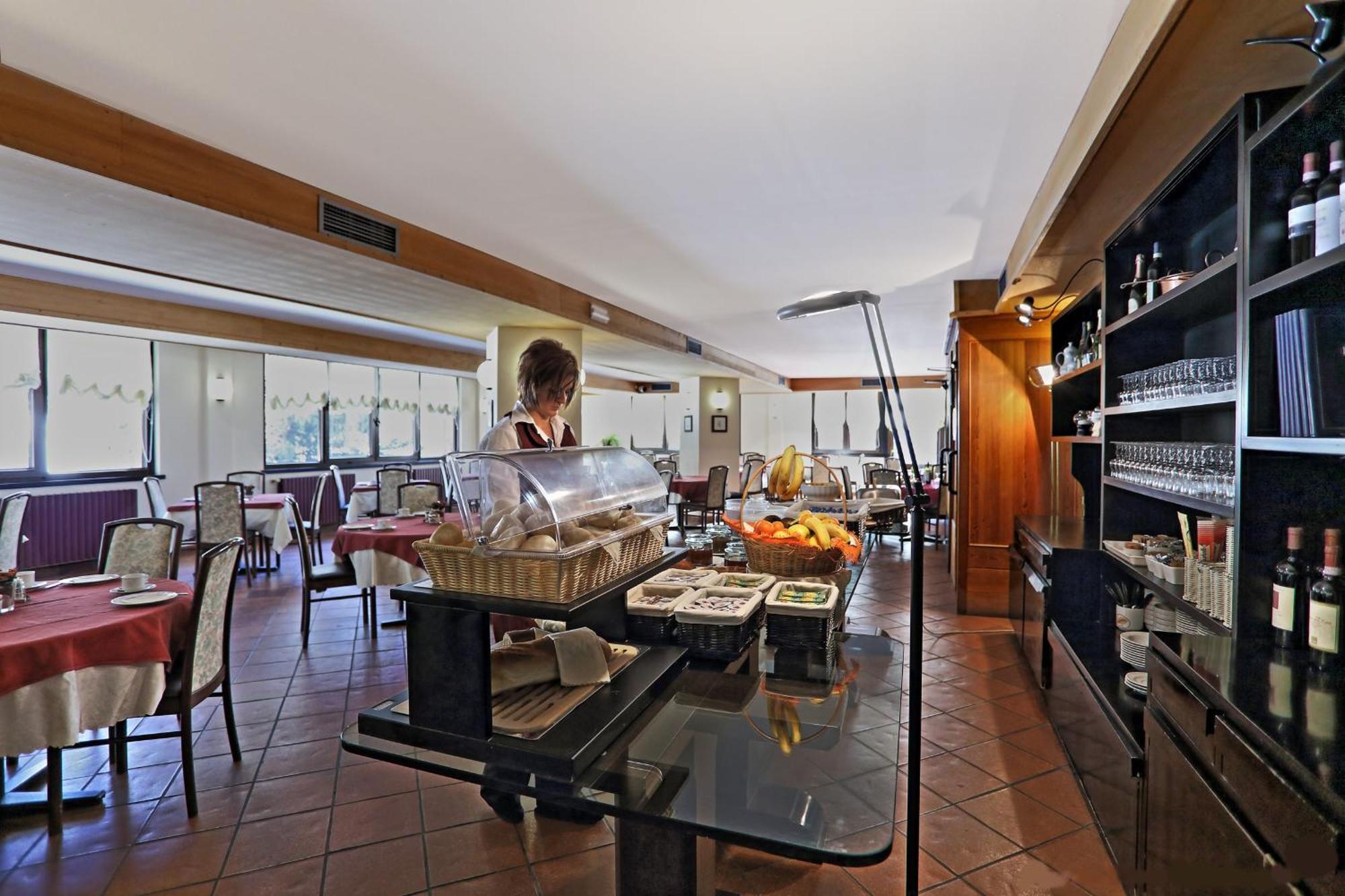 Hotel Santa Caterina Santa Caterina Valfurva Eksteriør billede