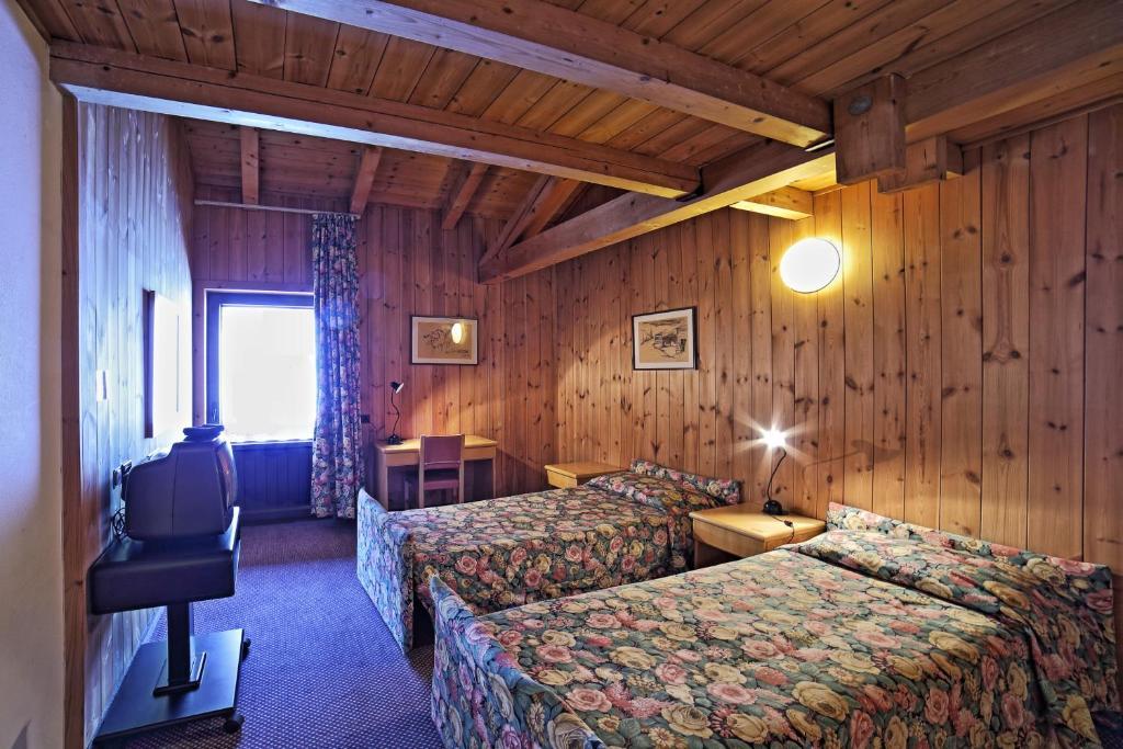 Hotel Santa Caterina Santa Caterina Valfurva Eksteriør billede